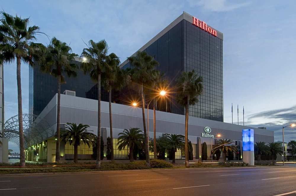 Hilton Angeles-universal